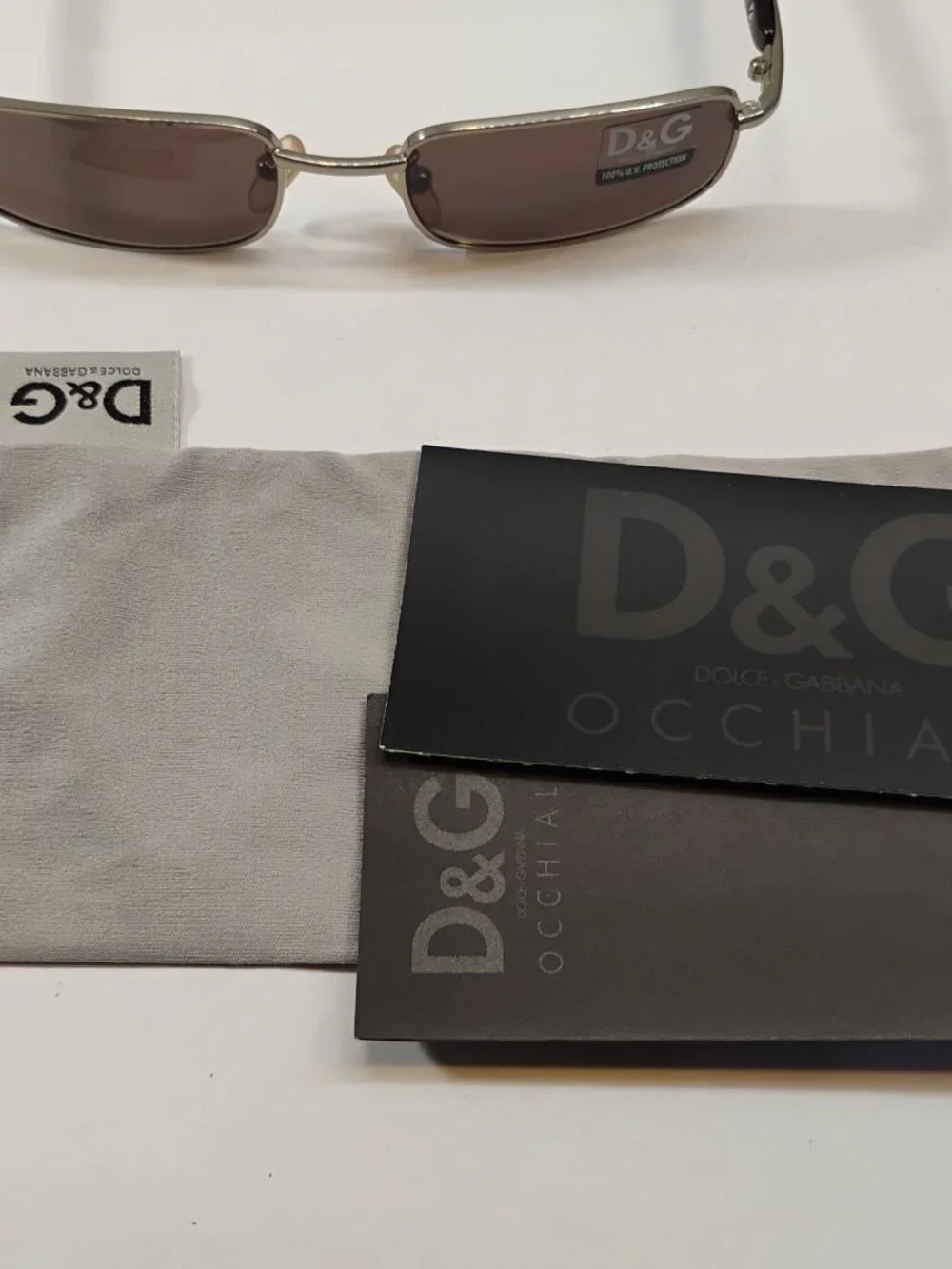 VINTAGE DOLCE & GABBANA DG 2011 Sunglasses with Hard Case Dust Bag Papers Y2K